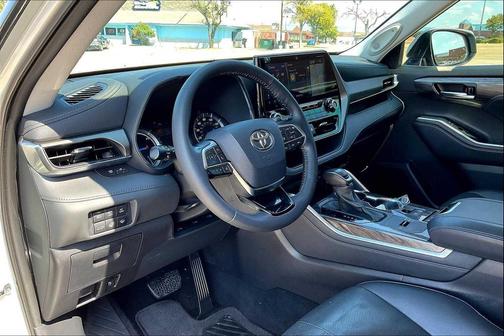 2021 Toyota Highlander Hybrid Limited