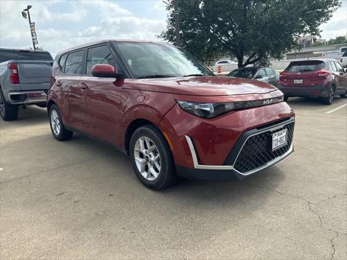 2023 Kia Soul LX