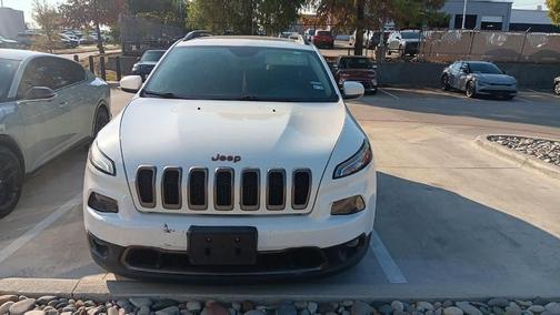 Bright White Clearcoat 2017 Jeep Cherokee Latitude