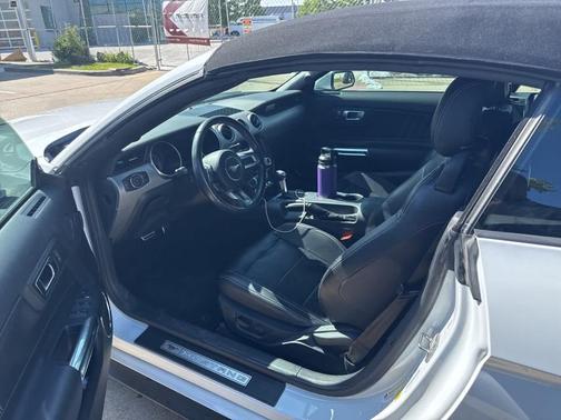 2021 Ford Mustang EcoBoost Premium
