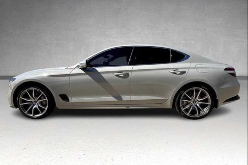 2024 Genesis G70 2.5T