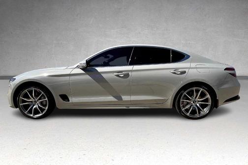 2024 Genesis G70 2.5T