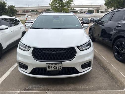 2021 Chrysler Pacifica Touring