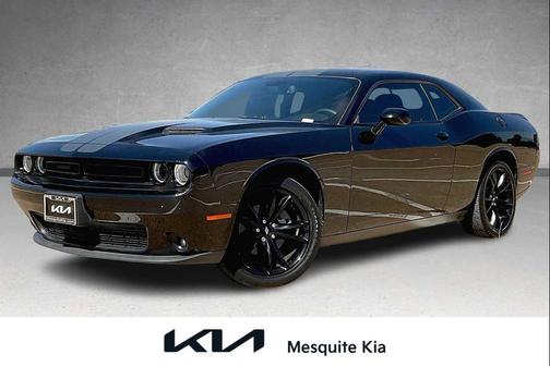 2017 Dodge Challenger SXT