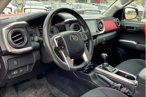 2022 Toyota Tacoma SR5