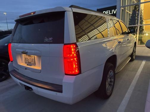 2018 Chevrolet Suburban LT