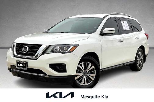 2020 Nissan Pathfinder S