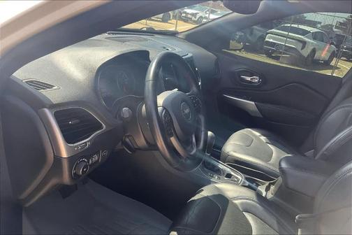 Pearl White Pearlcoat 2019 Jeep Cherokee High Altitude