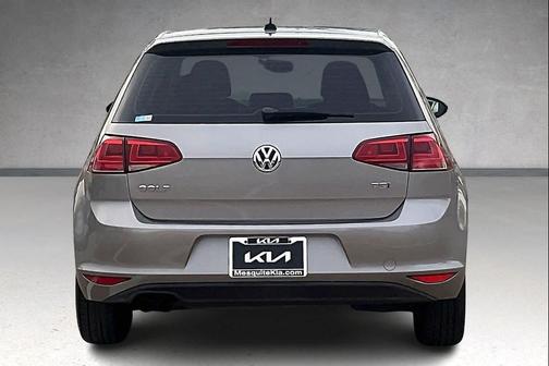 2016 Volkswagen Golf TSI S 4-Door