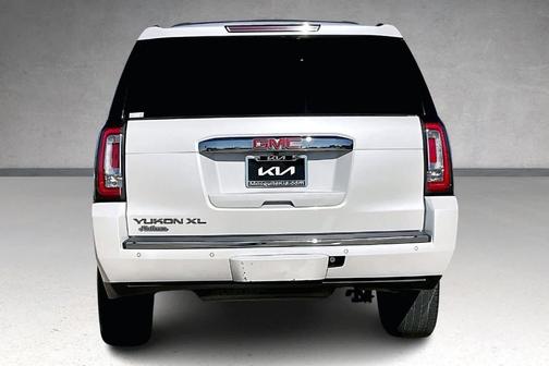 2017 GMC Yukon XL Denali