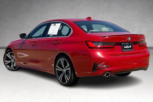 Melbourne Red Metallic 2021 BMW 330 i