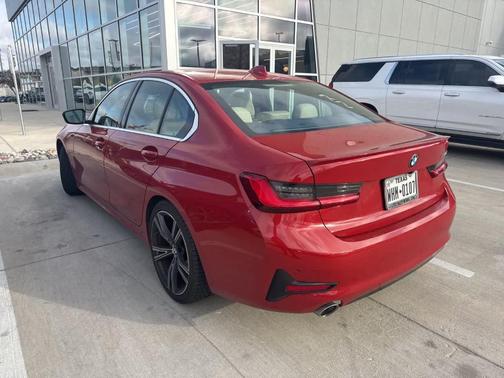 2021 BMW 330 i