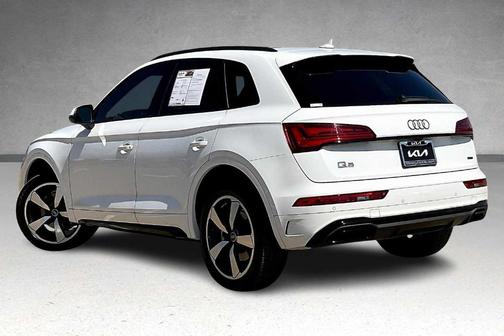 2022 Audi Q5 45 S line Premium Plus