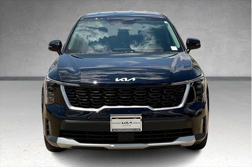 2025 Kia Sorento LX