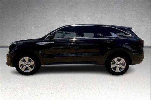 2025 Kia Sorento LX