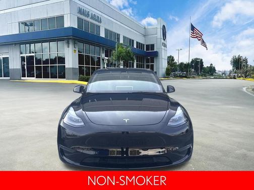 Black 2024 Tesla Model Y Long Range