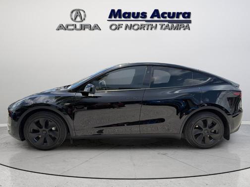 Black 2024 Tesla Model Y Long Range