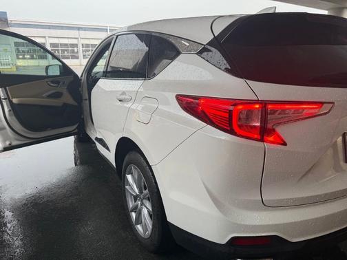 White 2024 Acura RDX Base
