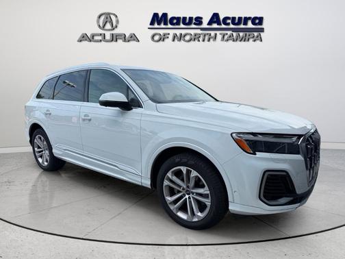 Carrara White 2025 Audi Q7 55 Premium Plus