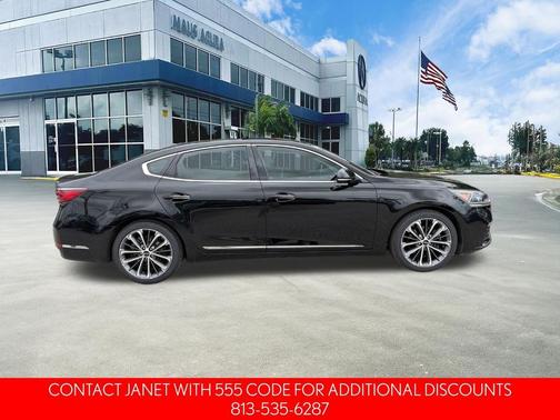 2019 Kia Cadenza Technology