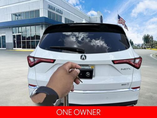 White 2023 Acura MDX Technology