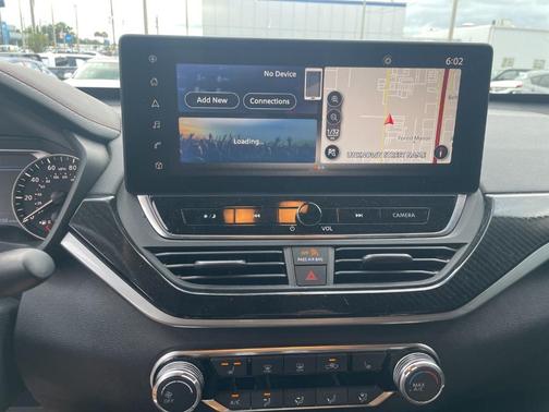 Gray Sky Pearl 2023 Nissan Altima 2.5 SR