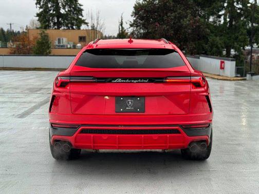 2019 Lamborghini Urus Base