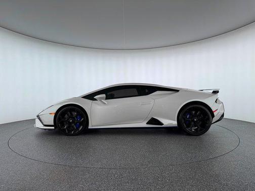 2023 Lamborghini Huracan Tecnica Coupe