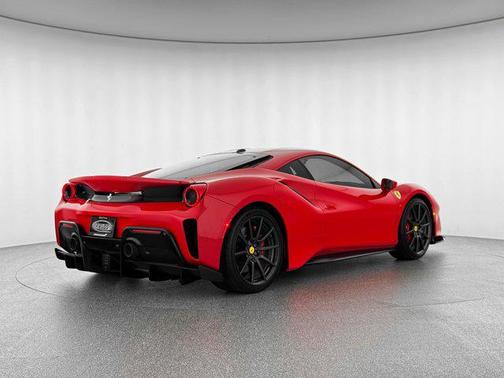 2020 Ferrari 488 Pista Base