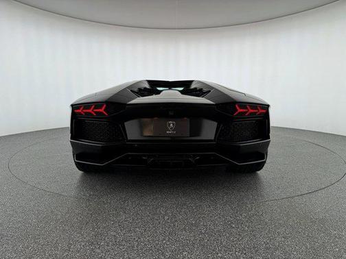 2015 Lamborghini Aventador LP700-4