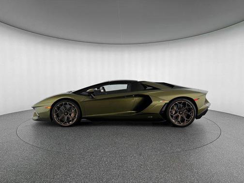 2022 Lamborghini Aventador SVJ LP 780-4 Ultimae