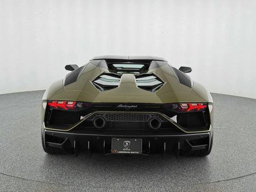 2022 Lamborghini Aventador SVJ LP 780-4 Ultimae