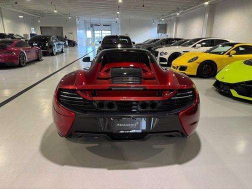 2015 McLaren 650S Base