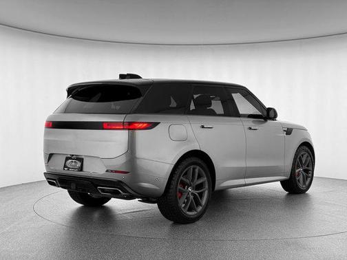 2023 Land Rover Range Rover Sport SE