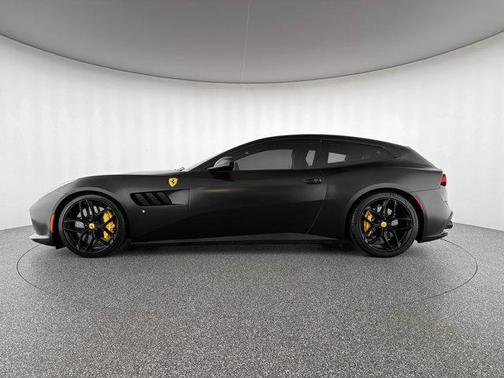 2018 Ferrari GTC4Lusso T