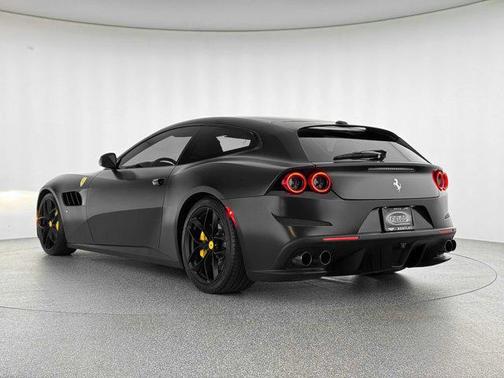2018 Ferrari GTC4Lusso T