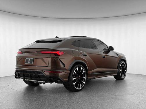 2019 Lamborghini Urus Base
