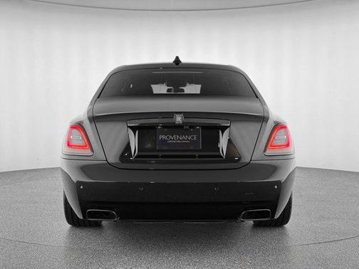 2022 Rolls-Royce Ghost Black Badge