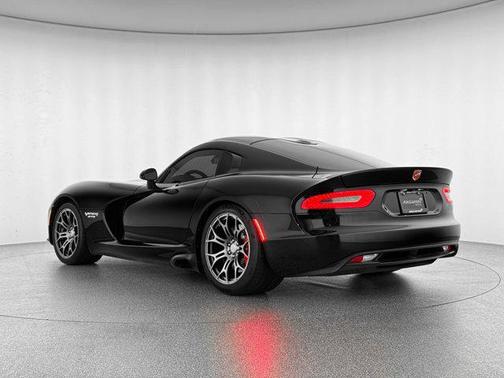2016 Dodge Viper GTS