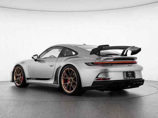 GT Silver Metallic 2022 Porsche 911 GT3