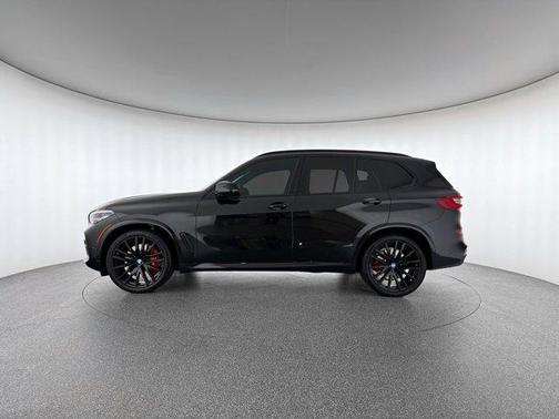 2022 BMW X5 M50i