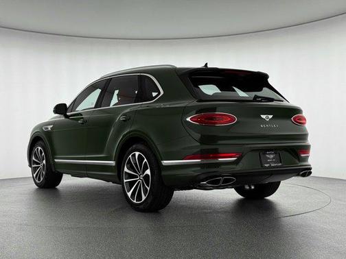 2025 Bentley Bentayga V8