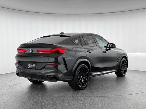 2024 BMW X6 M60i