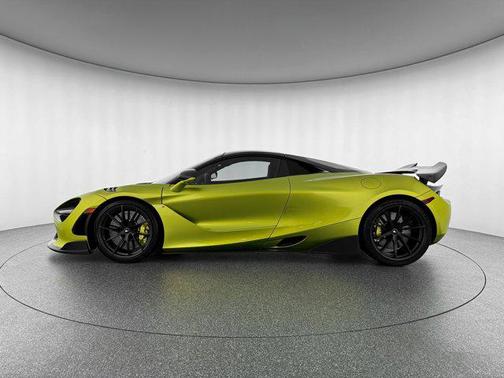 2022 McLaren 720S Base