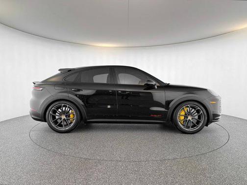 2024 Porsche Cayenne Turbo GT