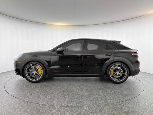 2024 Porsche Cayenne Turbo GT