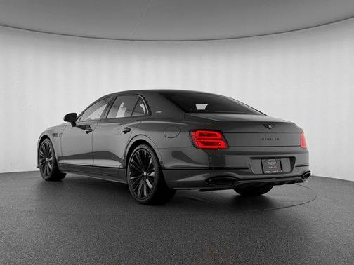 2025 Bentley Flying Spur Speed
