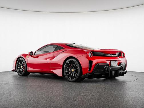 Rosso Corsa 2019 Ferrari 488 Pista Base