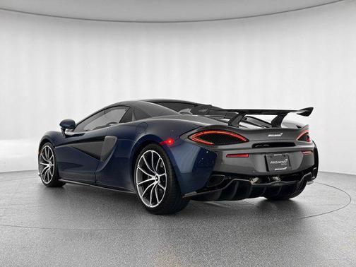 2019 McLaren 570S Base