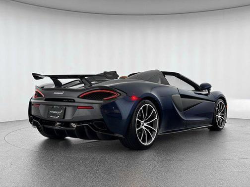 2019 McLaren 570S Base